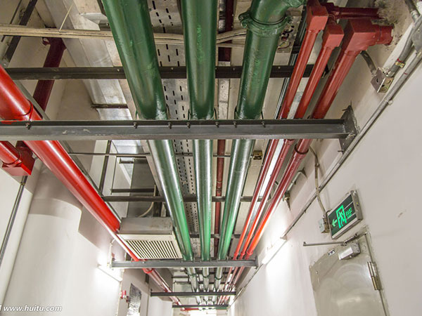 ���̰���